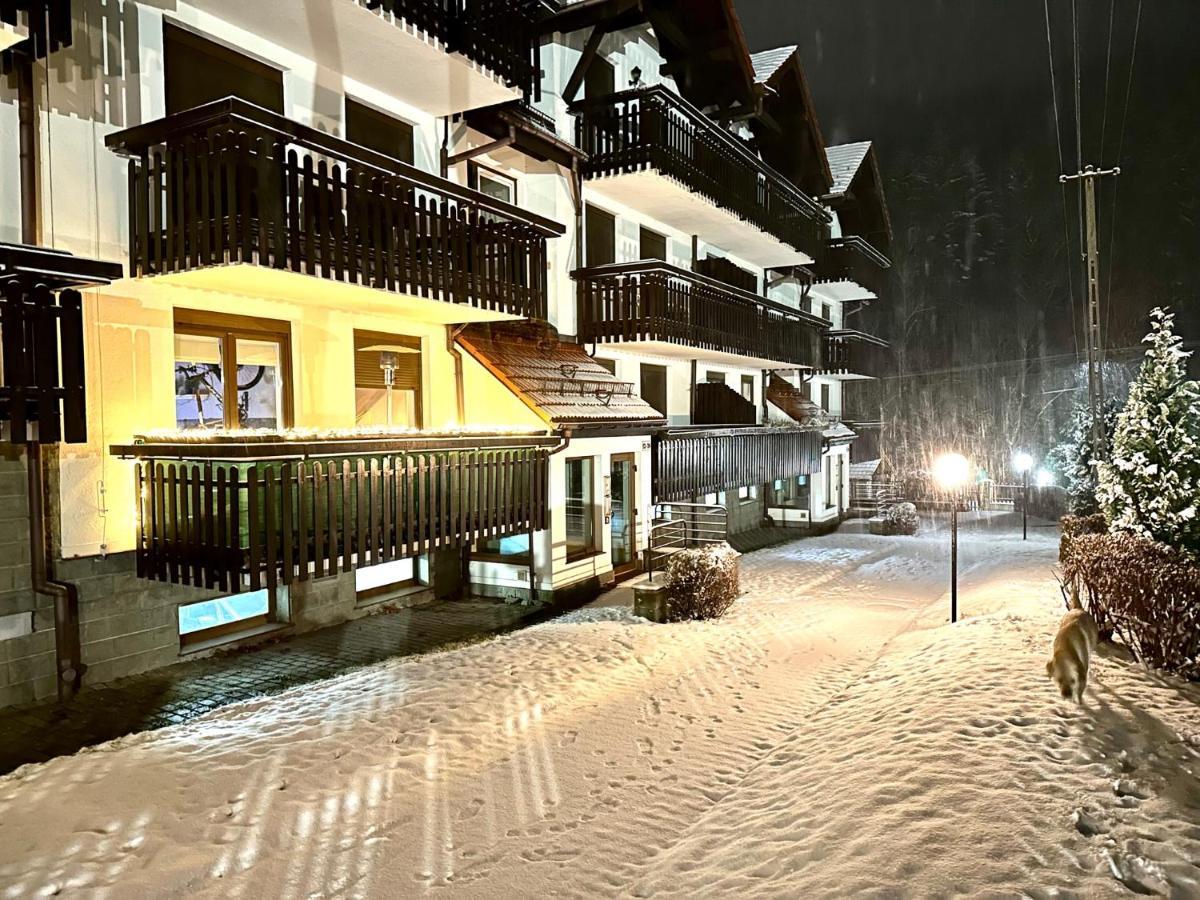 Champion'S Apartment Balkon Garaz Klima Szczyrk Exterior photo
